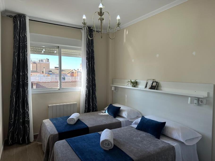 Piso En Linares Zona Centro Con Parking Gratis Apartment ภายนอก รูปภาพ